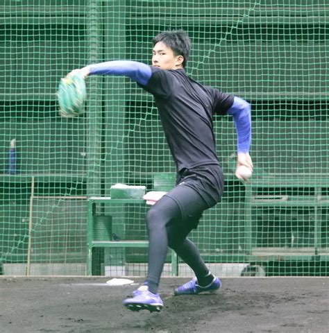 ブルペンで投球練習を行う日本ハムのドラフト1位・達（球団提供） ― スポニチ Sponichi Annex 野球