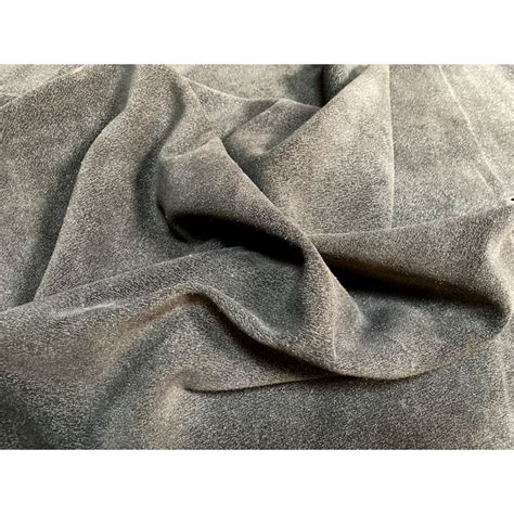 Peau De Veau Velours Gris Grain Effet Poil M Tallis Maroquinerie