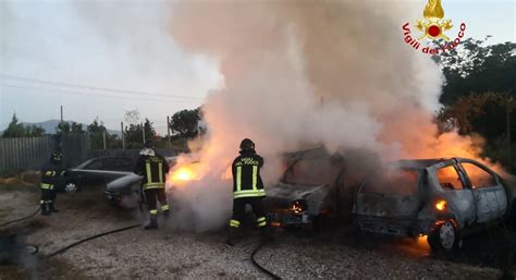 La Foto Auto Distrutte Dalle Fiamme Nel Deposito Giudiziario Casertace