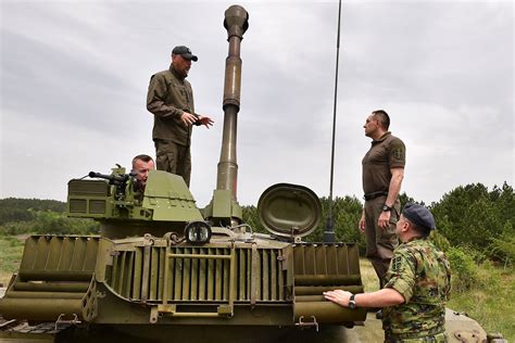 Minister Vulin: The modernized "Gvozdika" will serve the Serbian Armed ...