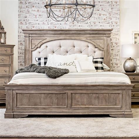 Highland Park Solid Wood Driftwood Gray Upholstered Panel Queen Bed