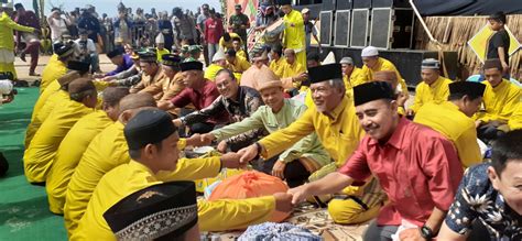 Festival Perang Ketupat Menyambut Hari Nifsu Syaban Tahun Bangka