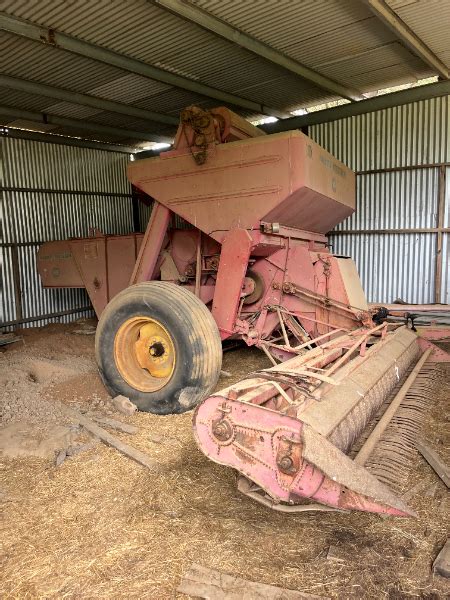 Lot 63 Massey Ferguson Pull Type Combine Auctionsplus