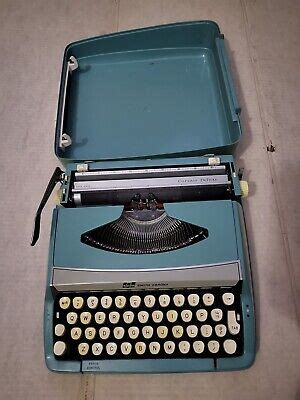 Vintage Smith Corona Corsair Deluxe Turquoise Typewriter Mid Century