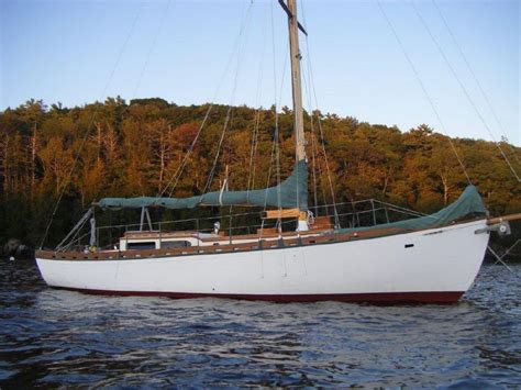 43′ Winthrop Warner Motor Sailing Cutter Rockport Marine