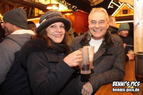 Photo Christkindlmarkt H Ttengaudi Live Musik Landshut