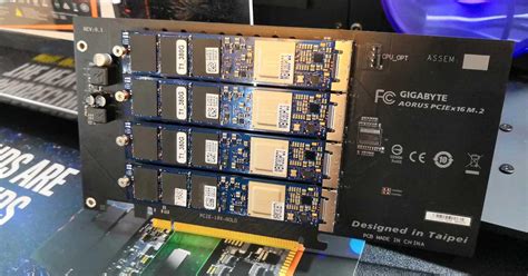 GIGABYTE Aorus PCIe x16 M.2: 4 SSD NVMe en placas Intel y AMD