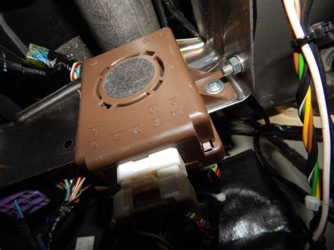 Обзор штатной сигнализации на Ладе Приоре