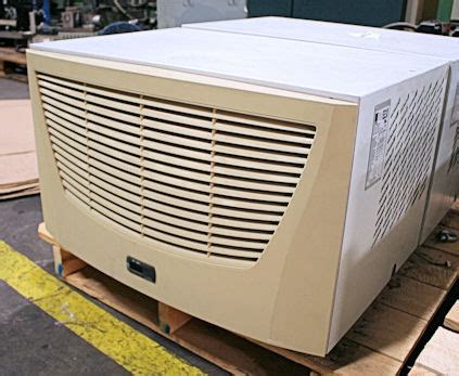 Used Rittal Top Therm SK 3386140 Enclosure Air Conditioner Cooling Unit