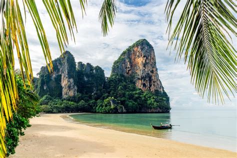 The 8 Trending Vacation Destinations For 2025 | HuffPost Life
