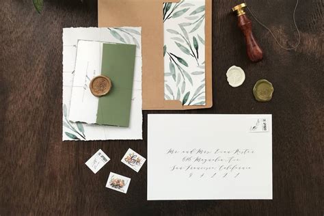 What to Include in Wedding Invitations: A Complete Guide