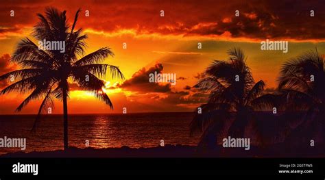 Sunset At Waimea Beach Hawaii Stock Photo Alamy