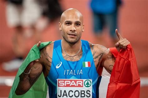 Trionfo per Marcell Jacobs è medaglia d oro nei 100mt ai Campionati