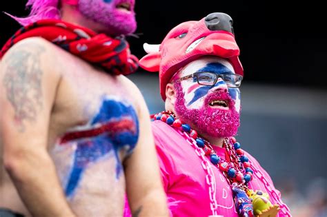 Fan Forecast projects more Buffalo Bills fans in stands than Titans ...