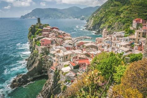 Cinque Terre Vs Amalfi Coast Which One To Visit In Every Trip