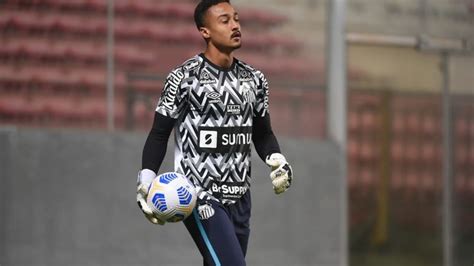 Santos Anuncia Renova O Contratual Goleiro Paulo Mazoti