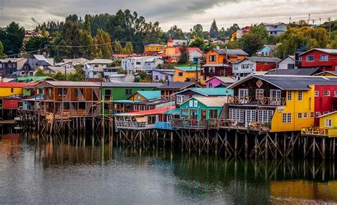 Los 5 panoramas para disfrutar del otoño en Chile 2023 lagunas valles