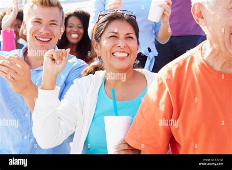 Audience Cheering At Outdoor Concert Performance Stock Photo - Alamy