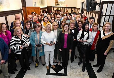 La Presidenta De Cantabria Ve Al Hospital Santa Clotilde Un Aliado