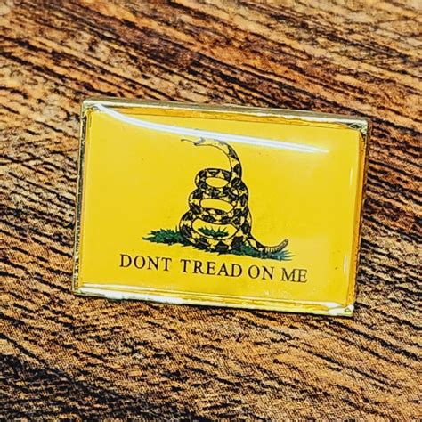 Original Gadsden Dont Tread On Me Enamel Lapel Pin —