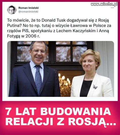 Donald Tusk Pozuje Z Awrowem Wiocha Pl Absurd