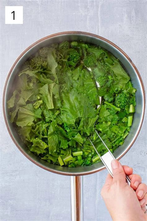 Sautéed Broccoli Rabe Rapini With Garlic And Oil Coley Cooks