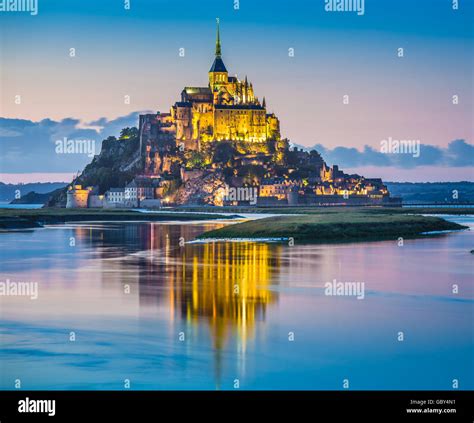 Vista Cl Sica Del Famoso Le Mont Saint Michel En La Hermosa Isla De