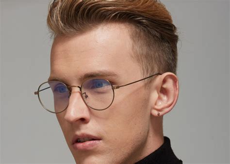 Eyewear Trends For Men 2021 That You Should Watch Out For Eyewear Trends Glasses Trends Mens