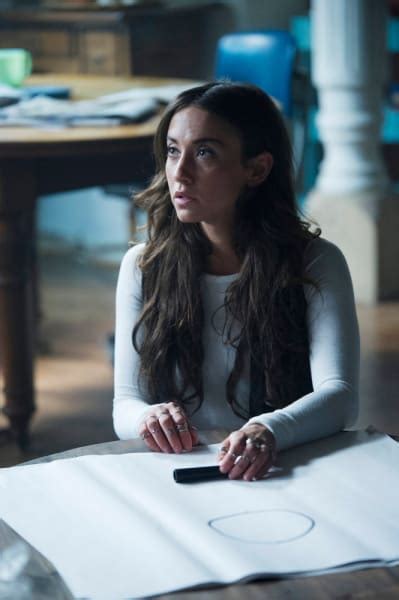 The Magicians Julia Wicker Needs To Take The Wheel During Season 5