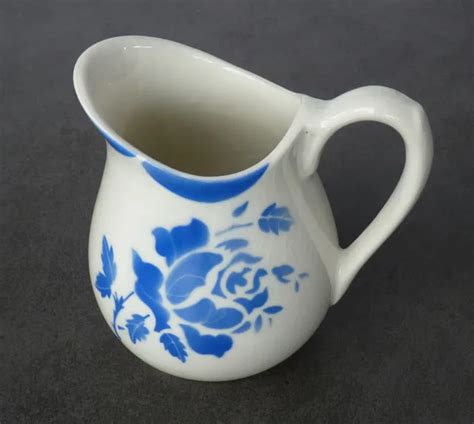 PICHET POT À lait en faïence de Gien décor rose bleue parfait état