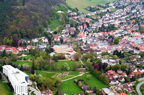 Bad Bergzabern von oben Therme und Kurpark der Südpfalz Therme und