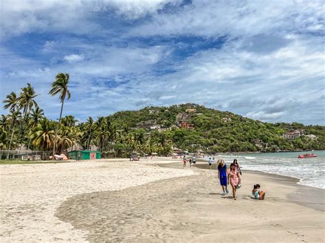 playa la ropa zihuatanejo beaches - Brooklyn Tropicali