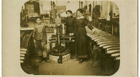 Les femmes pendant la Première Guerre Mondiale Musée de la Grande Guerre