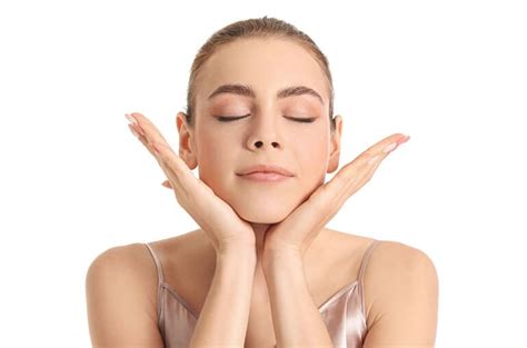 Yoga facial qué EJECRCICIOS hacer para mejorar la cara