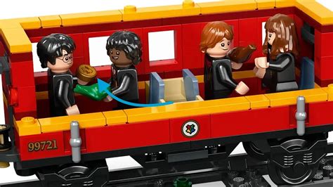 5 ways the new LEGO Hogwarts Express only worked in 2023