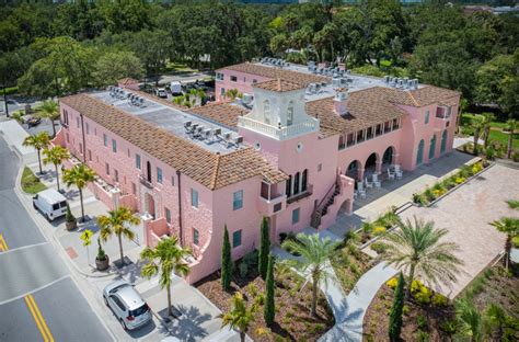 Then and Now: The Hacienda Hotel