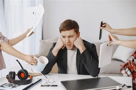 Эмоциональное выгорание: что оно может сделать с человеком - Русская ...
