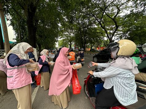 Srikandi Pln Semarakkan Bulan Ramadan Dengan Berbagi Berkah Baca Pesan