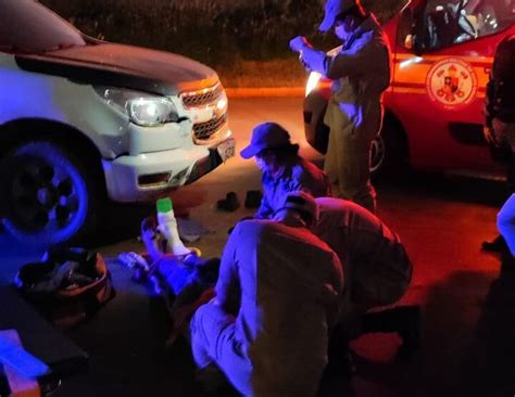 Homem Fica Ferido Em Colis O Entre Caminhonete E Moto Em Lucas Do Rio