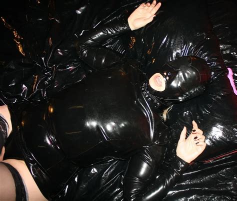 Latex 5 Nude Pics XHamster