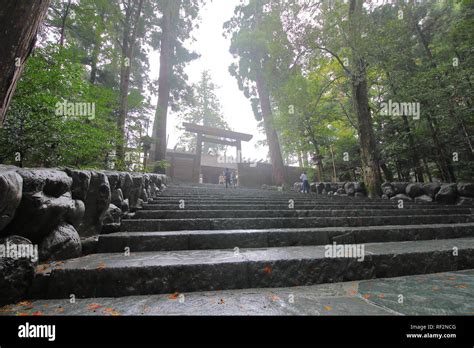 People visit Ise jingu shrine Ise city Japan Stock Photo - Alamy