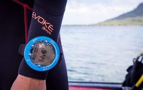 Декомпрессиметр Suunto Zoop Novo (SS021644000) Синий – фото, відгуки ...
