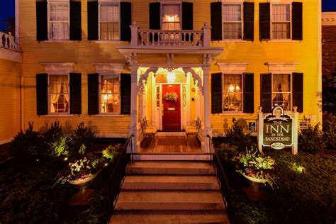 Inn By The Bandstand, Exeter NH | Hotels In Exeter NH | Exeter new hampshire, Nh hotel, Hotel inn