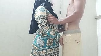 Baiser La Femme Du Voisin Pendant Que Son Mari Tait Au Travail Xvideos