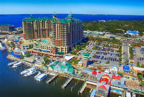 These Towns In Florida S Emerald Coast Have Beautiful Architecture