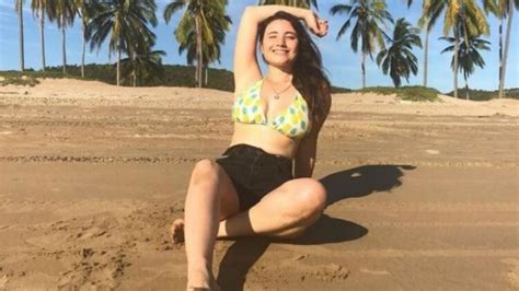 Hot Sexy Melissa Morelos Bikini Pics