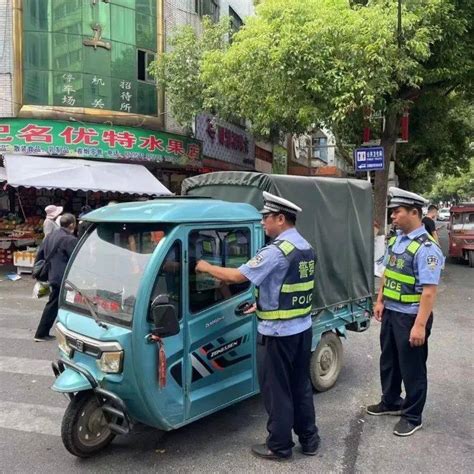 节日我在岗丨一抹“藏蓝”守护一方平安 刑侦大队 农贸市场 群众