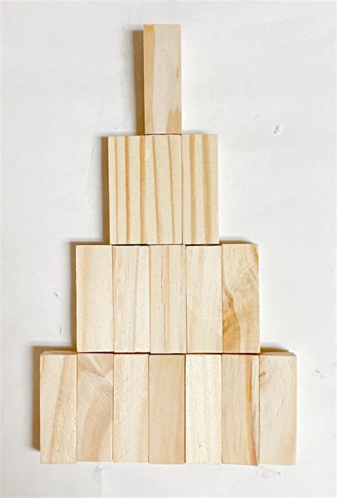 Diy Rustic Jenga Block Christmas Tree Single Girls Diy