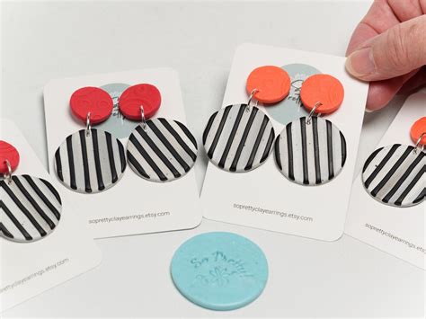 Retro Pop Art Black Stripes On Speckled Gray Round Clay Dangle Earrings Red Or Orange Geometric