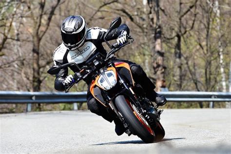 Ktm Duke First Ride Review Rider Magazine